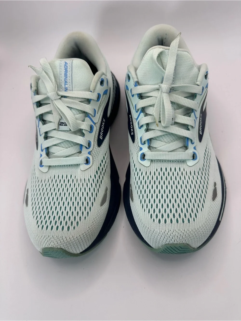 Brooks Adrenaline GTS 23 Women’s Size 8.5 B Running Shoes Blue Glass/ Marina